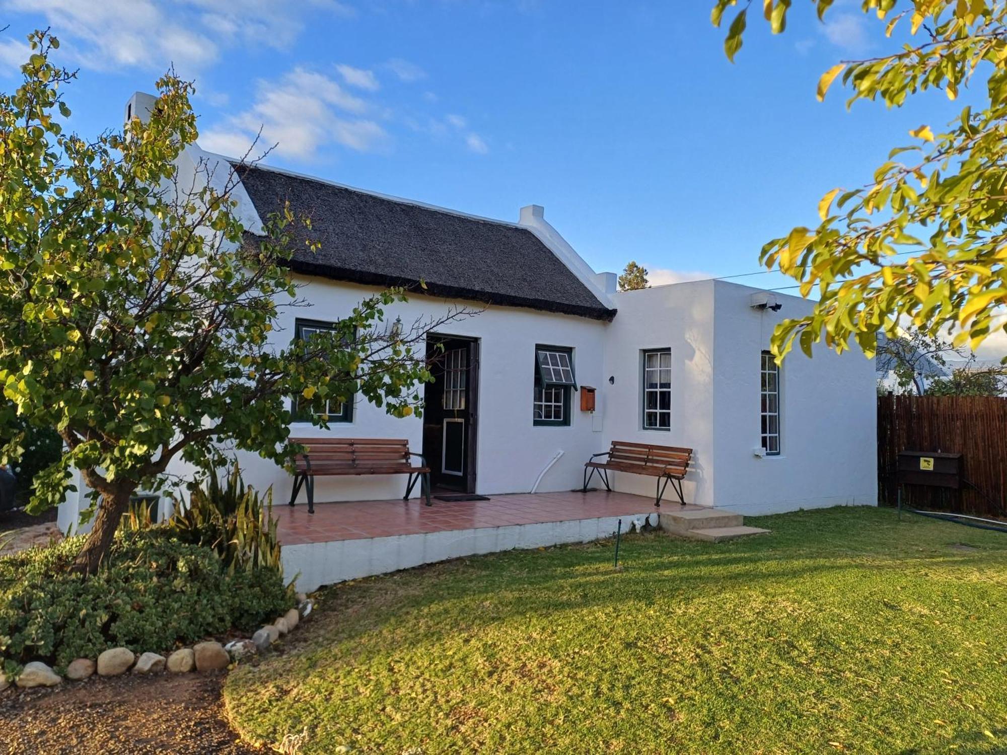 Orchard Cottage McGregor Exterior photo